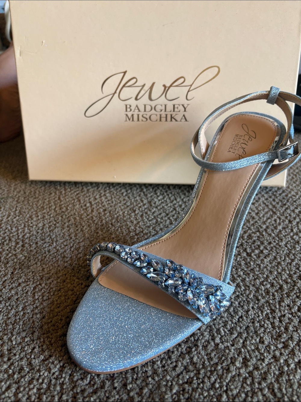 Jewel Badgley Mischka Silver Glitter Crystal-Embellished Strappy Sandal